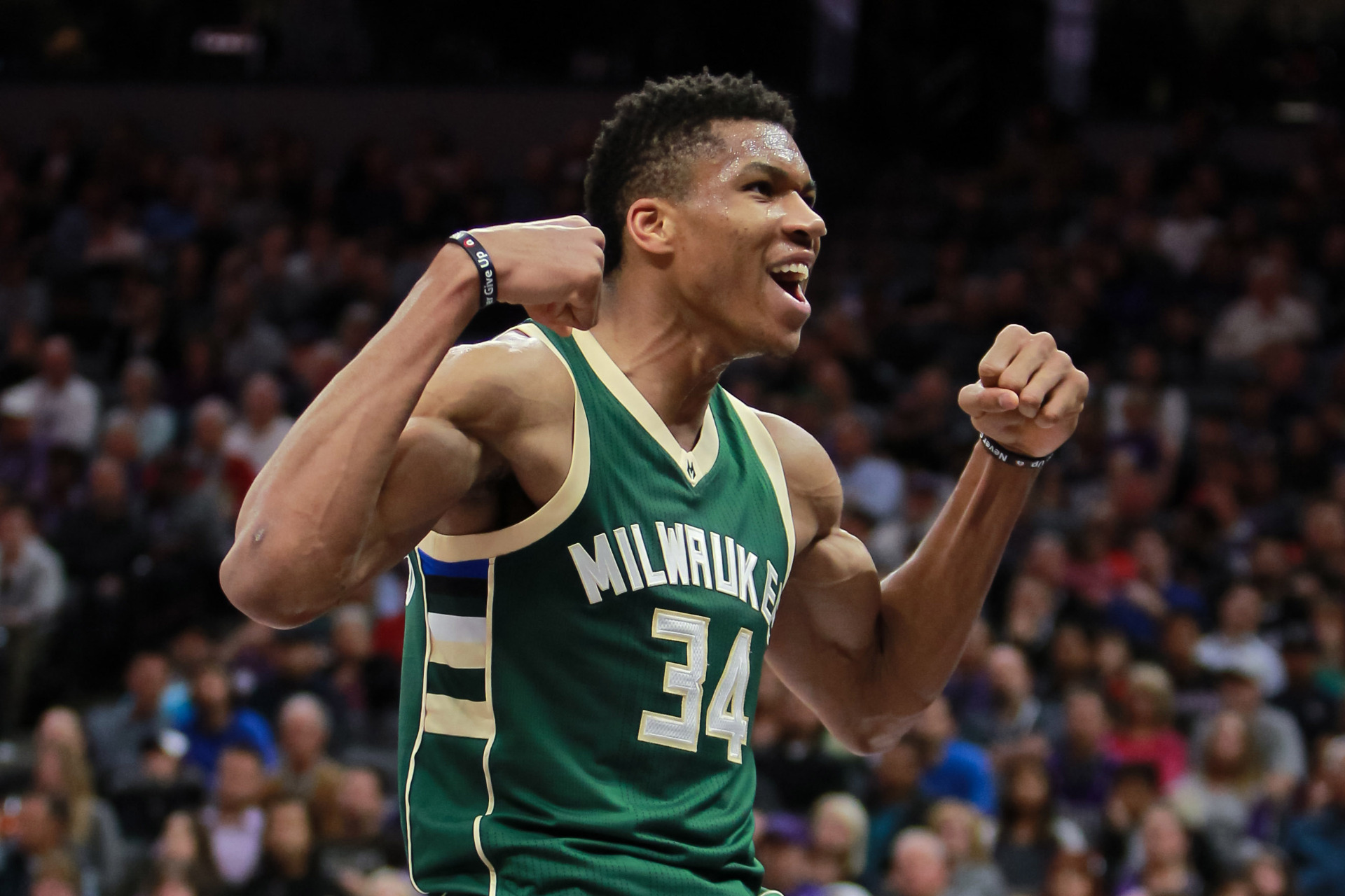 GIANNIS ANTETOKOUNMPO Crédits photo/vidéo : cdn.nba.net/youtube